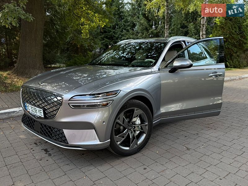 Genesis GV70 EV, фото з оголошення