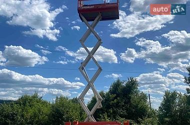 Ножичний підйомник Genie GS 2008 в Хусті
