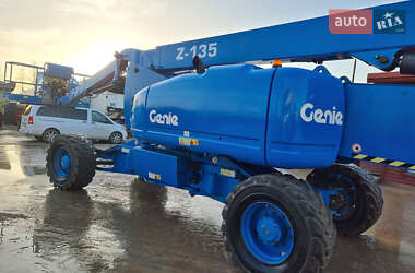 Підйомник телескопічний Genie Z 2011 в 