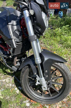 Мотоцикл Без обтекателей (Naked bike) Geon Benelli TNT250 2018 в 