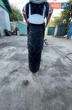 Мотоцикл Без обтекателей (Naked bike) Geon Pantera 250 2024 в 