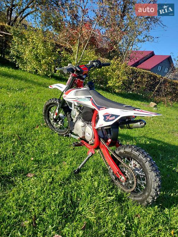 Вантажні моторолери, мотоцикли, скутери, мопеди Geon Sport 2021 в Косові