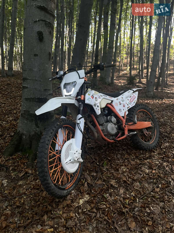 Мотоцикл Позашляховий (Enduro) Geon Terra-X 250 2021 в Косові фото 4 Мотоцикл Позашляховий (Enduro) Geon Terra-X 250 2021 в Косові