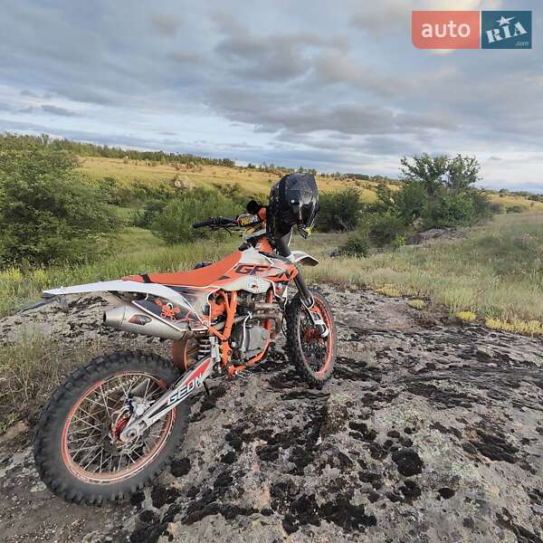 Мотоцикл Внедорожный (Enduro) Geon Terra-X 250 2020 в Вольнянске