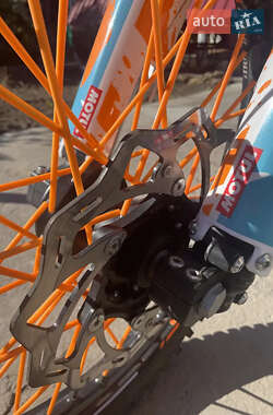 Мотоцикл Позашляховий (Enduro) Geon Terra-X 2018 в 