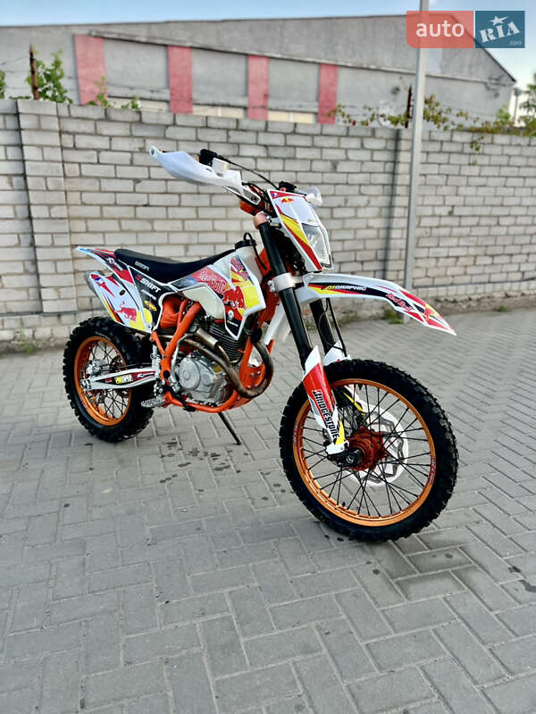 Мотоцикл Кросс Geon Terra-X 2020 в Смілі