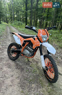 Мотоцикл Кросс Geon Terra-X 2017 в Городку