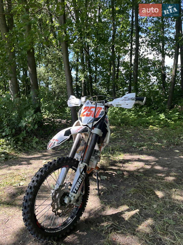 Мотоцикл Кросс Geon Terra-X 2019 в Богуславе