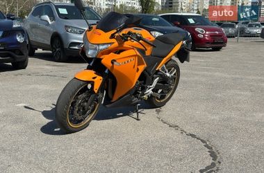 Спортбайк Geon Tossa 2013 в Запорожье