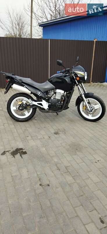 Мотоцикл Кастом Geon Tourer 2008 в Полонному