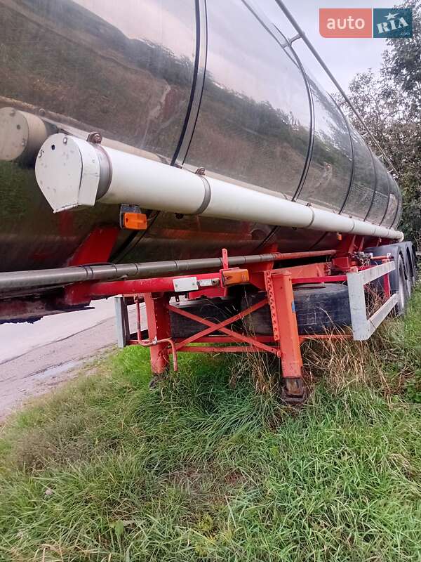 Цистерна напівпричіп Geusens GSA24 1994 в Тернополі фото 6 Цистерна напівпричіп Geusens GSA24 1994 в Тернополі
