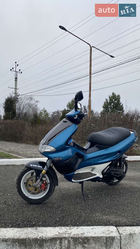 Скутер Gilera Runner 2001 в Києві фото 9 Скутер Gilera Runner 2001 в Києві