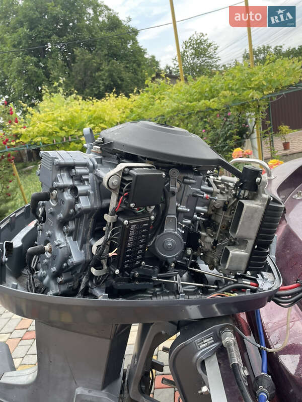 Лодка Glastron Glastron 1993 в Одессе