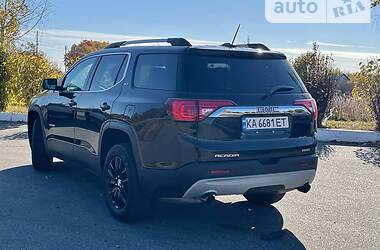 Внедорожник / Кроссовер GMC Acadia 2018 в Киеве