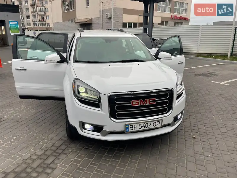 GMC Acadia