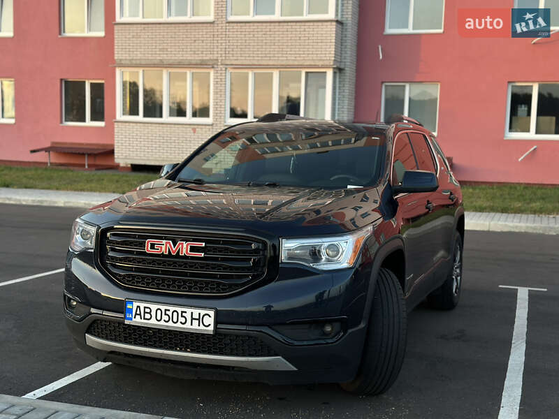 Внедорожник / Кроссовер GMC Acadia 2016 в Виннице