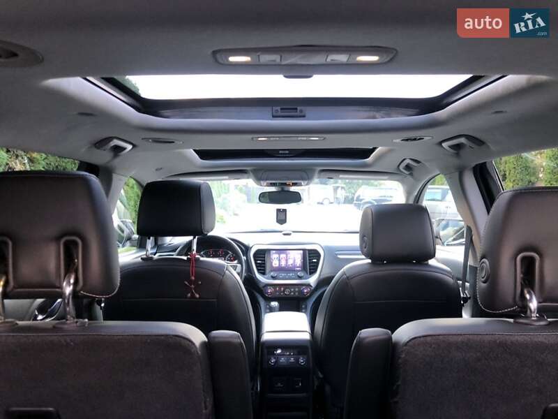 Позашляховик / Кросовер GMC Acadia 2017 в Тернополі