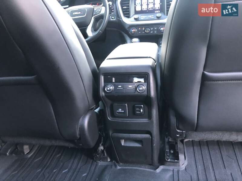 Позашляховик / Кросовер GMC Acadia 2017 в Тернополі