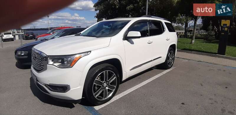 Позашляховик / Кросовер GMC Acadia 2016 в Дніпрі