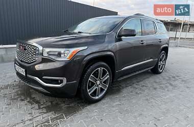 Позашляховик / Кросовер GMC Acadia 2017 в Києві