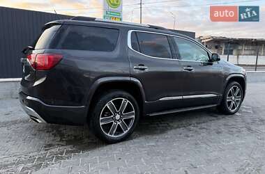Позашляховик / Кросовер GMC Acadia 2017 в Києві