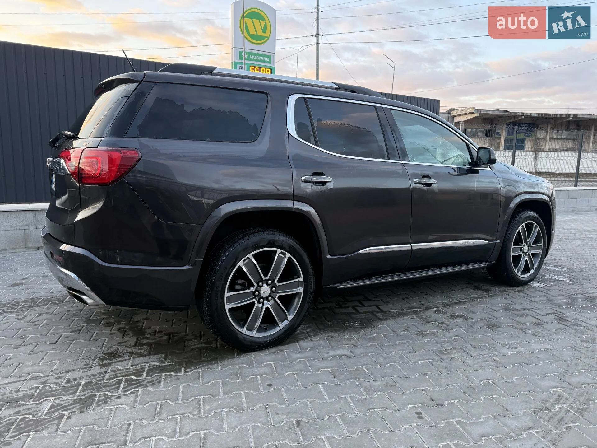 2017 GMC Acadia - мініатюра 10