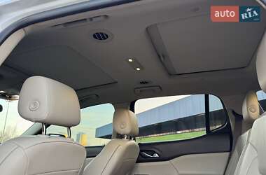 Внедорожник / Кроссовер GMC Acadia 2016 в 