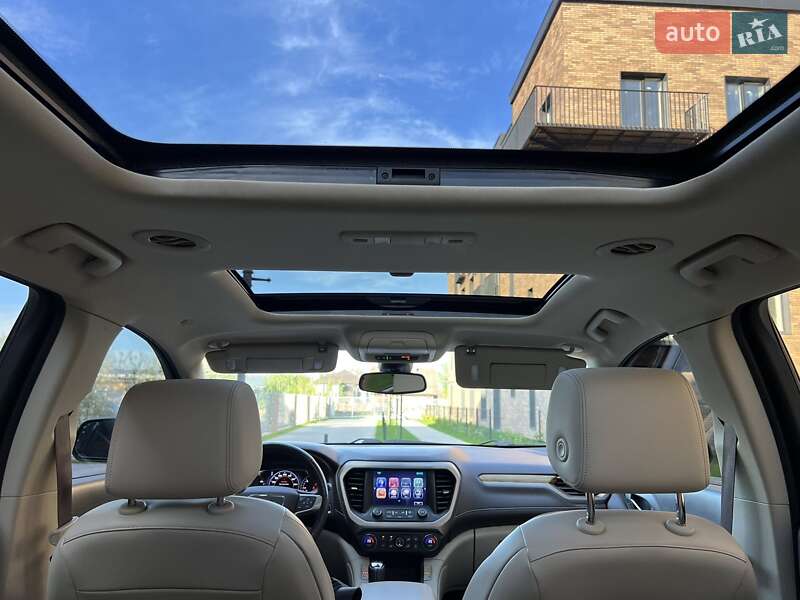 Позашляховик / Кросовер GMC Acadia 2016 в Тернополі