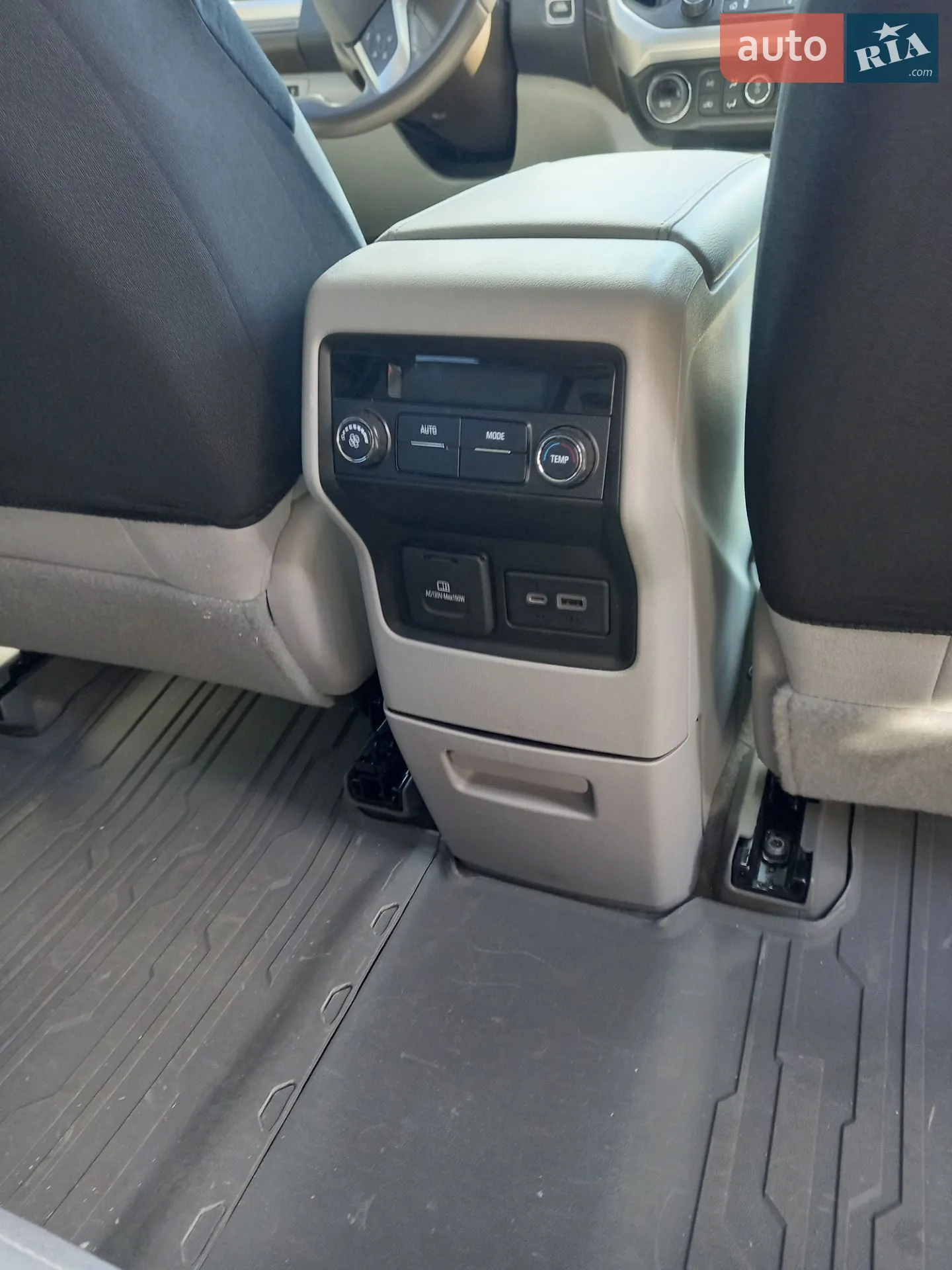 2020 GMC Acadia - мініатюра 8