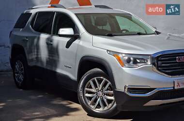 Внедорожник / Кроссовер GMC Acadia 2019 в 