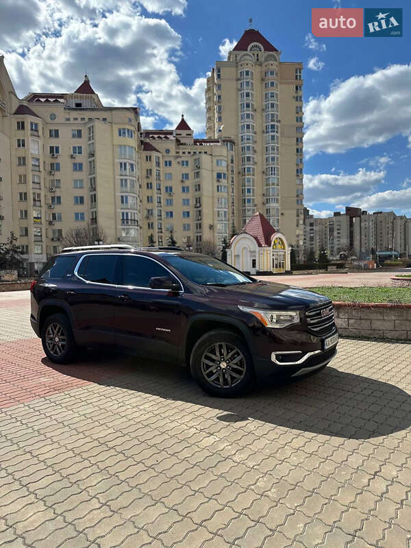 GMC Acadia 2016