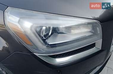 Внедорожник / Кроссовер GMC Acadia 2013 в 