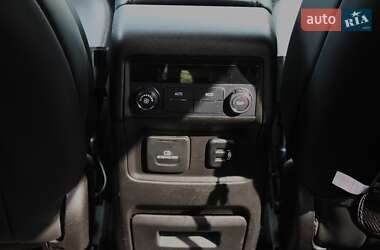 Позашляховик / Кросовер GMC Acadia 2017 в 