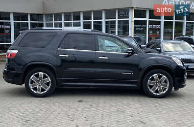 Внедорожник / Кроссовер GMC Acadia 2012 в 