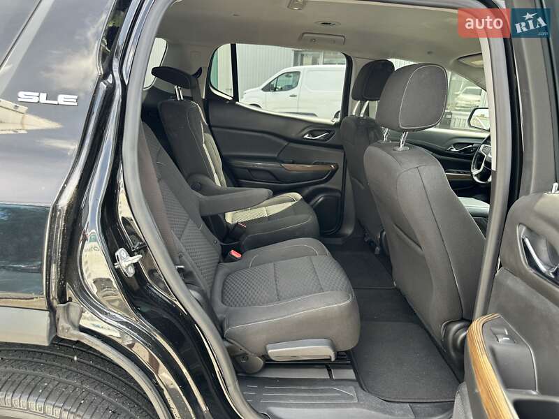 Позашляховик / Кросовер GMC Acadia 2019 в Києві фото 32 Позашляховик / Кросовер GMC Acadia 2019 в Києві