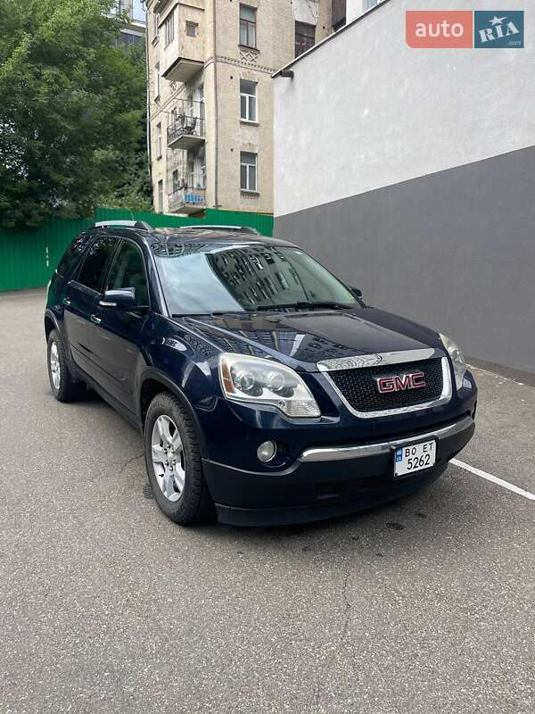 GMC Acadia 2011