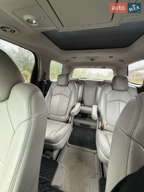 Внедорожник / Кроссовер GMC Acadia 2008 в Киеве