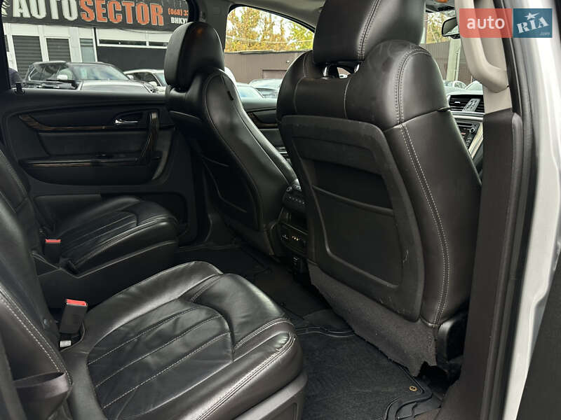 Внедорожник / Кроссовер GMC Acadia 2014 в Харькове