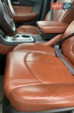 Внедорожник / Кроссовер GMC Acadia 2008 в 