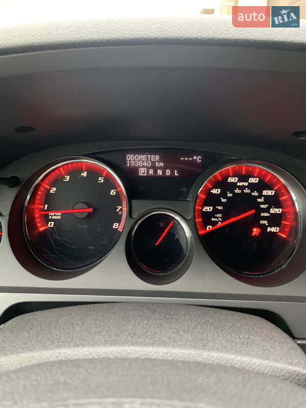 Внедорожник / Кроссовер GMC Acadia 2008 в Киеве