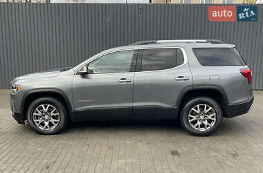 Внедорожник / Кроссовер GMC Acadia 2021 в 