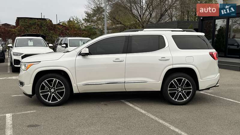 Внедорожник / Кроссовер GMC Acadia 2016 в Киеве фото 5 Внедорожник / Кроссовер GMC Acadia 2016 в Киеве