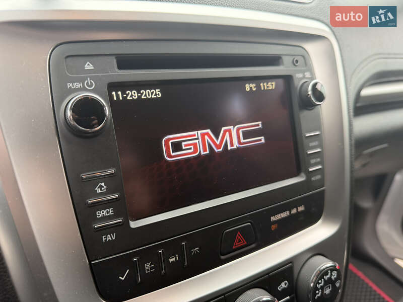 Внедорожник / Кроссовер GMC Acadia 2016 в Киеве фото 17 Внедорожник / Кроссовер GMC Acadia 2016 в Киеве