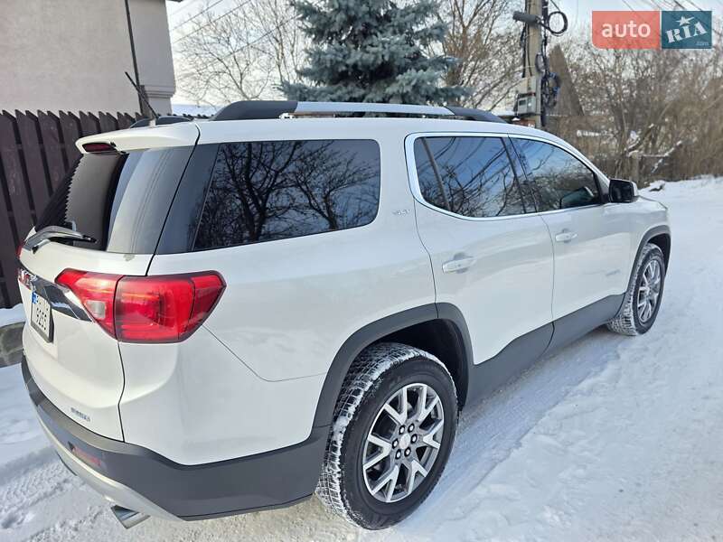 Внедорожник / Кроссовер GMC Acadia 2016 в Киеве фото 5 Внедорожник / Кроссовер GMC Acadia 2016 в Киеве