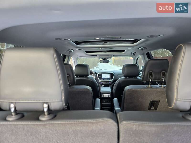 Внедорожник / Кроссовер GMC Acadia 2016 в Киеве фото 38 Внедорожник / Кроссовер GMC Acadia 2016 в Киеве