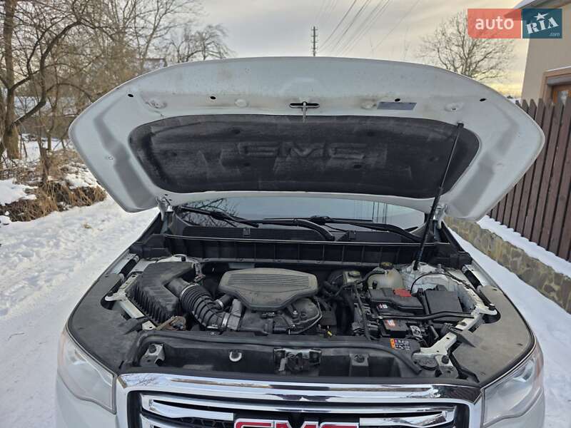 Внедорожник / Кроссовер GMC Acadia 2016 в Киеве фото 39 Внедорожник / Кроссовер GMC Acadia 2016 в Киеве