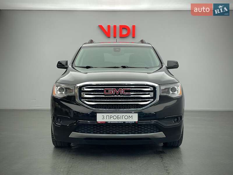 Внедорожник / Кроссовер GMC Acadia 2018 в Киеве