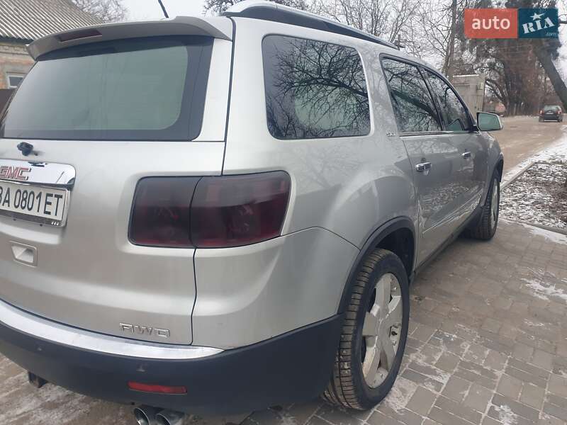 Внедорожник / Кроссовер GMC Acadia 2007 в Знаменке