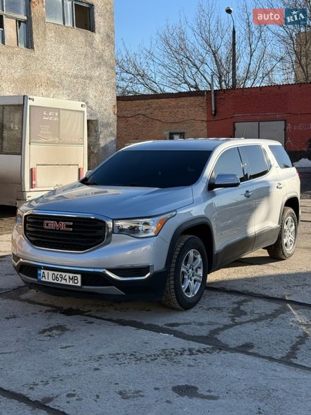 Внедорожник / Кроссовер GMC Acadia 2017 в Василькове