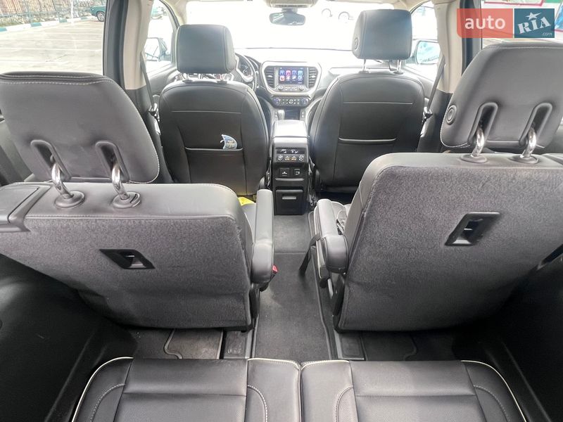 Внедорожник / Кроссовер GMC Acadia 2018 в Одессе